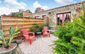 Stunning Home In Frossay With Wifi